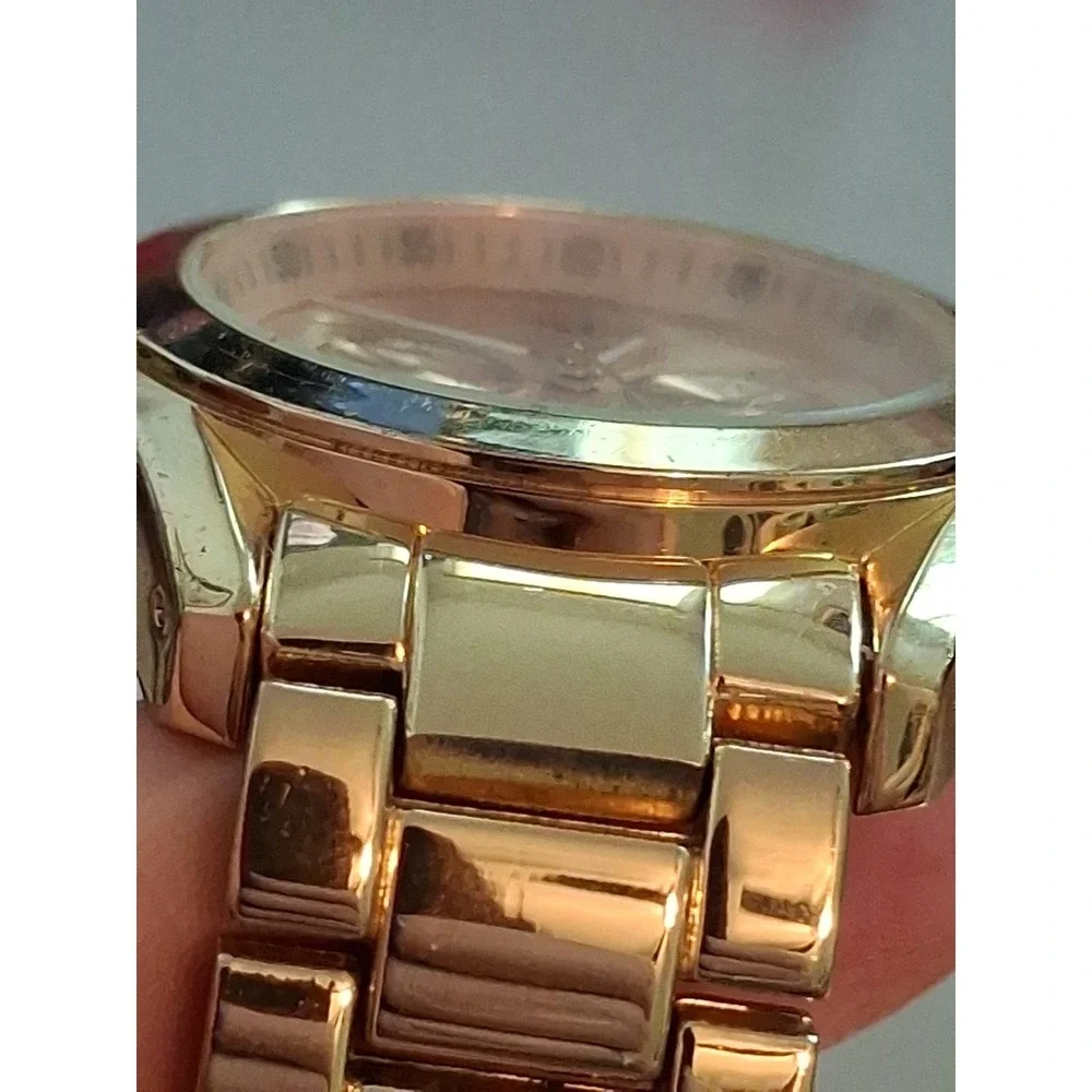 Charming Charlie #9277 40mm Womens Goldtone Watch.Quartz,Subdials,6 3/4